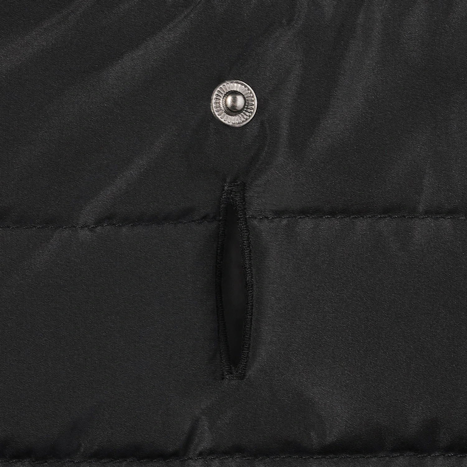 Frisco Mid-Heavyweight Cinching Insulated Dog & Cat Parka, Black/Red Plaid 8 Frisco Mid-Heavyweight Cinching Insulated Dog & Cat Parka, Black/Red Plaid - Image 6